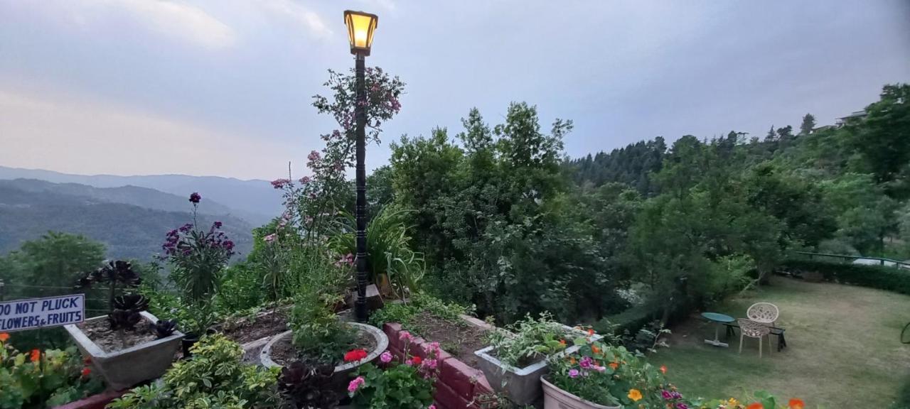 Sunrise Villa Simlá Kültér fotó